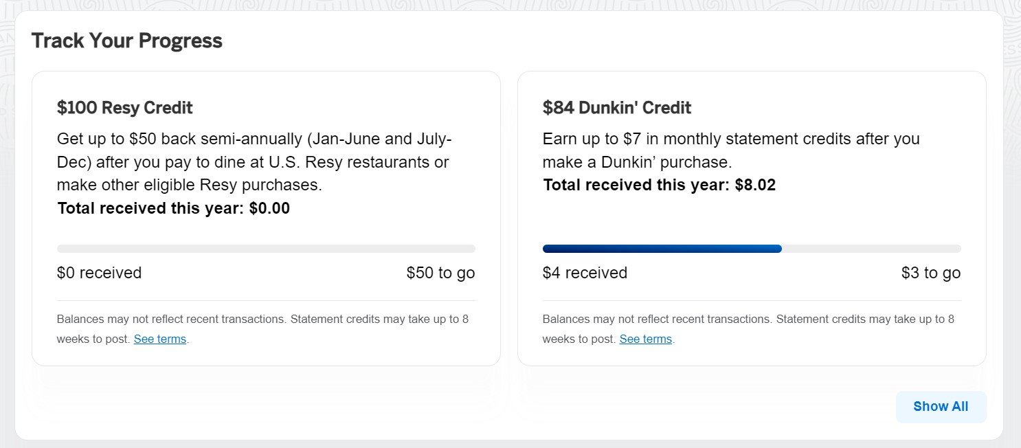 لقطة شاشة لموقع American Express تظهر مقدار الفائدة التي تم استردادها لائتماني Resy وDunkin'​ المعروضين مع بطاقة⁢ Amex ‌Gold