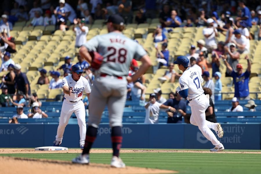 MLB: كليفلاند غارديانز ضد لوس أنجلوس دودجرز