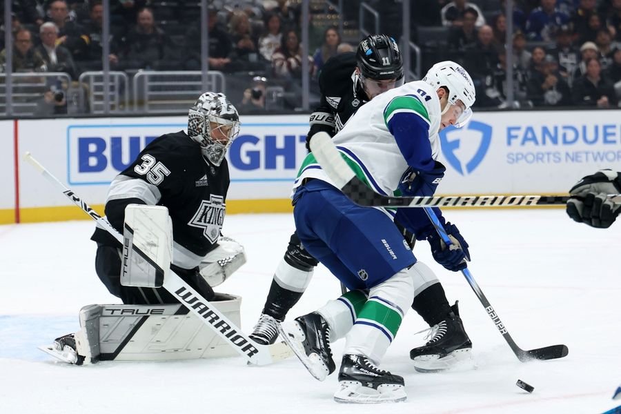 NHL: Vancouver Canucks​ at Los Angeles Kings