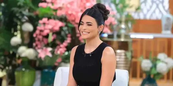 اسماء جلال فيلم السلم والثعبان — SA news