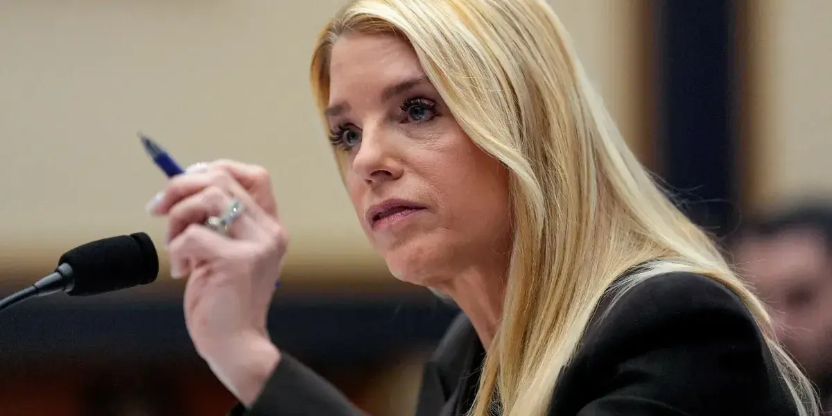 بام بوندي وزيرة العدل — SA news