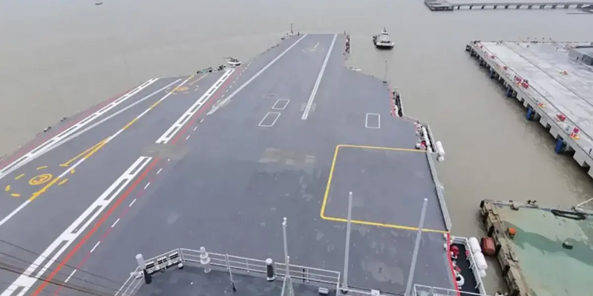 حاملة طائرات — SA news