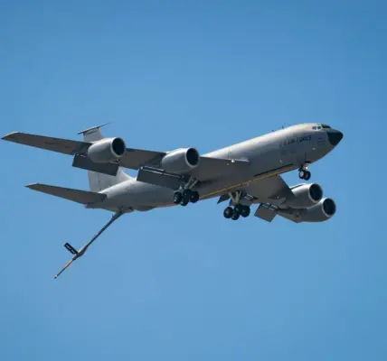 boeing kc-135 stratotanker — SA news