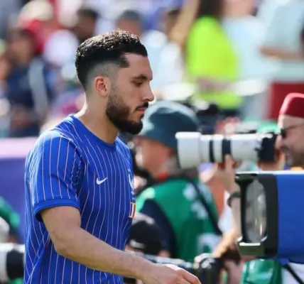 فيديو.. ريان شرقي يثير الجدل بلقطة غريبة مع ديشامب - Kooora