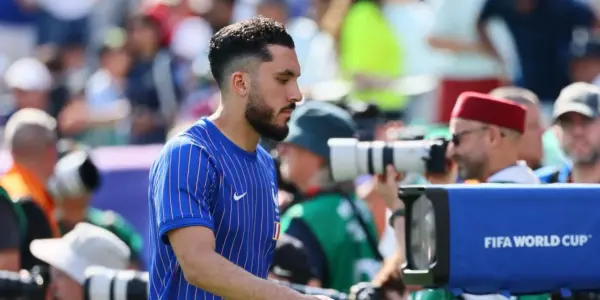 فيديو.. ريان شرقي يثير الجدل بلقطة غريبة مع ديشامب - Kooora