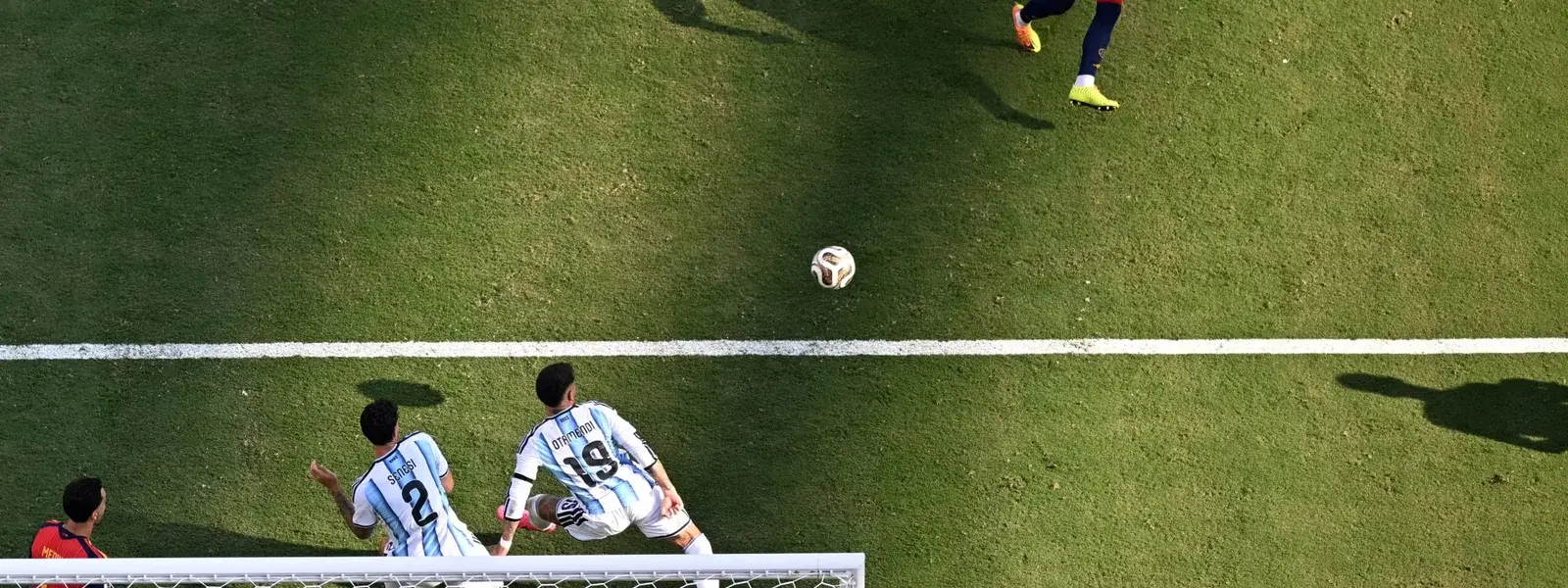 3 أهداف في شباك عربية مرشحة لجائزة أفضل هدف بكأس العالم