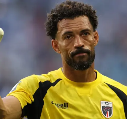 لاعب عربي واحد.. لن تصدق: استبعاد نجمي إسبانيا من التشكيلة الأفضل!