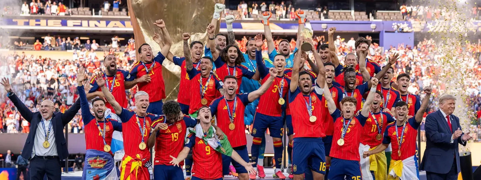 تجاهل لاعبي إسبانيا لترمب يتصدر النقاش بعد التتويج بالمونديال