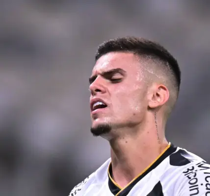 إيقاف لاعب حتى تعافي الضحية