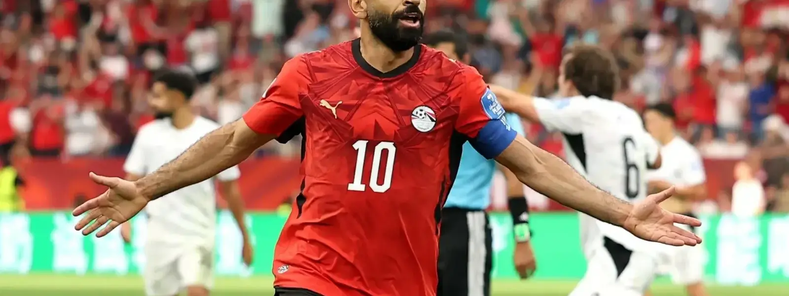 هل حسم محمد صلاح وجهته؟ تحرك جديد يقربه من مفاجأة كبرى