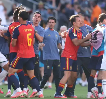 رسمياً.. "فيفا" يبدأ إجراءات تأديبية ضد لاعبي الأرجنتين لعدة انتهاكات