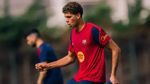 حمزة عبدالكريم في تدريبات برشلونة