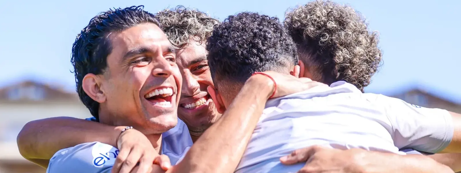 رسميًا.. الأهلى يتعاقد مع محمود صلاح لمدة 5 مواسم