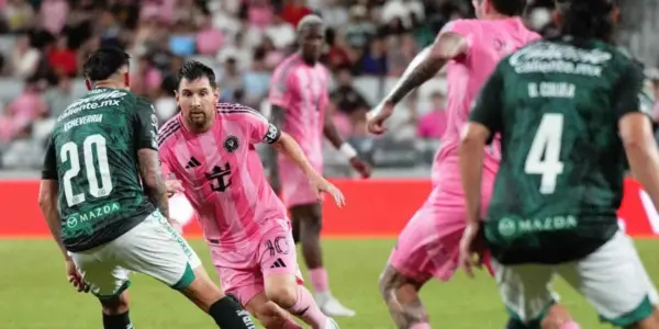 ميسي يشارك مع إنتر ميامي بعد وفاة والده.. ويودع كأس الرابطتين
